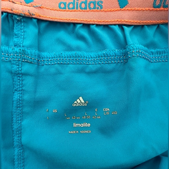 Women’s large adidas athletic shorts - Picture 2 of 4
